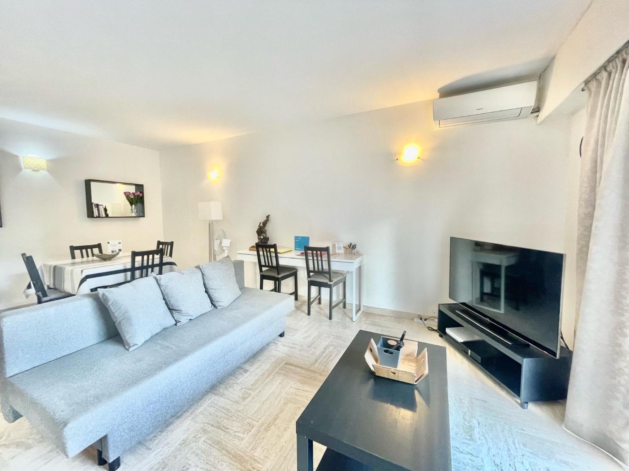 Appartement Arènes à Cannes Extérieur photo